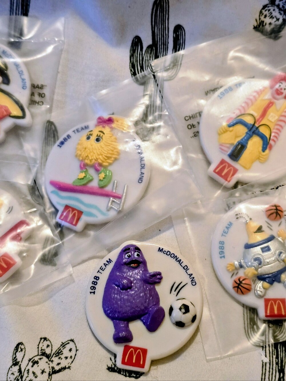 1988 Olympics McDonald’s Bag Clip Set Of Six Soccer Basketball Biking Gym